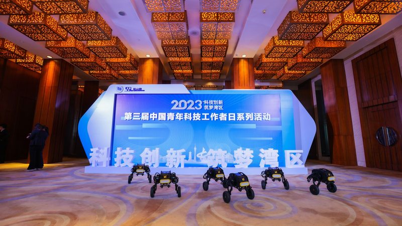 企业数字化转型的关键一步：加盟咨询公司的条件解析**